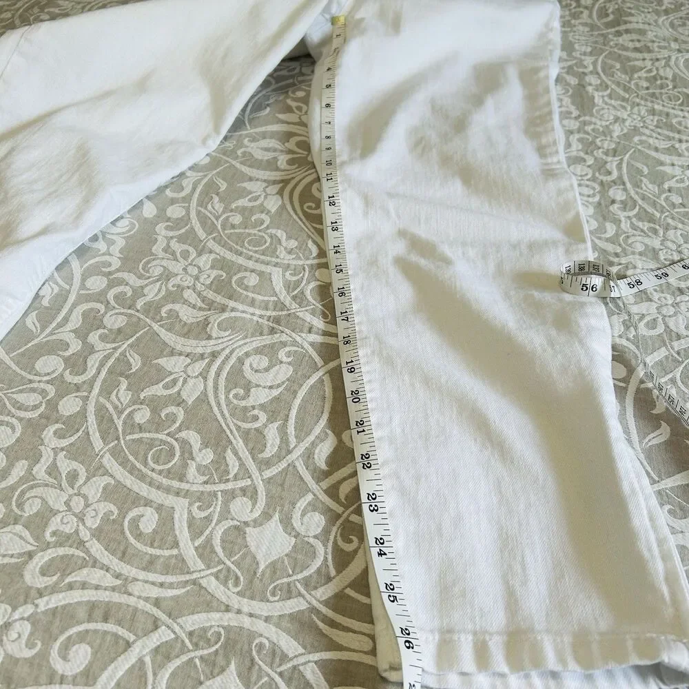 Chico's Platinum Denim Jeans Women M/1 White Ultimate Fit Zippers MidRise Casual